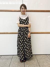 今時期にも最適‼︎レーストップス♩