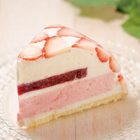 安曇野産苺のケーキが楽しめます！