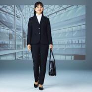 松本市でレディースリクルートスーツならスーツセレクトミドリ松本