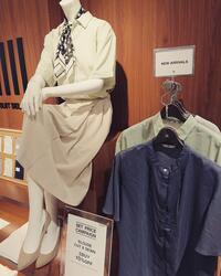 松本市でオフィスカジュアルに使えるブラウスならスーツセレクトミドリ松本