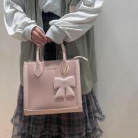 大人気♡リボンチャーム付きスクエアバッグ