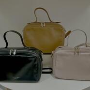 50%OFF♡スクエアジップレザーショルダーバッグ